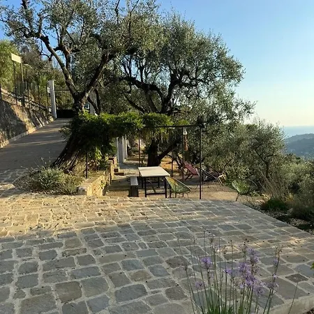 Mediterranean Retreat With Sea View In 펜션 세보르가